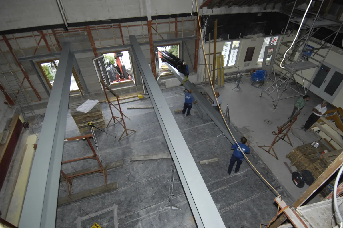 Umbau Lordz Dance Academy 2009